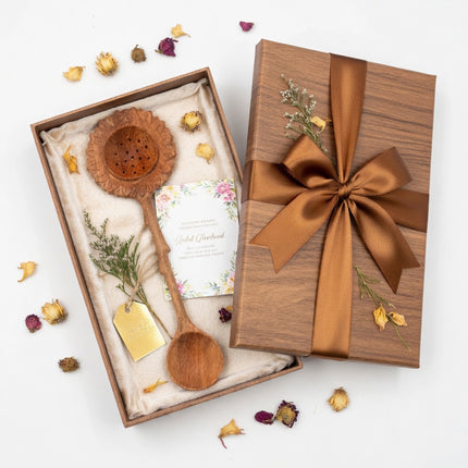 Handcrafted sunflower wooden slotted duo spoon is a cute and thoughtful gift choice.