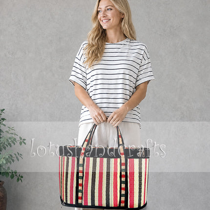 Cute handwoven foldable seagrass storage basket with lid and zipper.