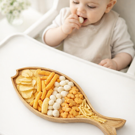 Handcrafted ashwood fish tray is safe for users and offers a cute natural design.