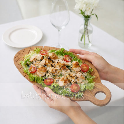 Wood leaf handmade carved texture tray is safe for user health and everyday use.