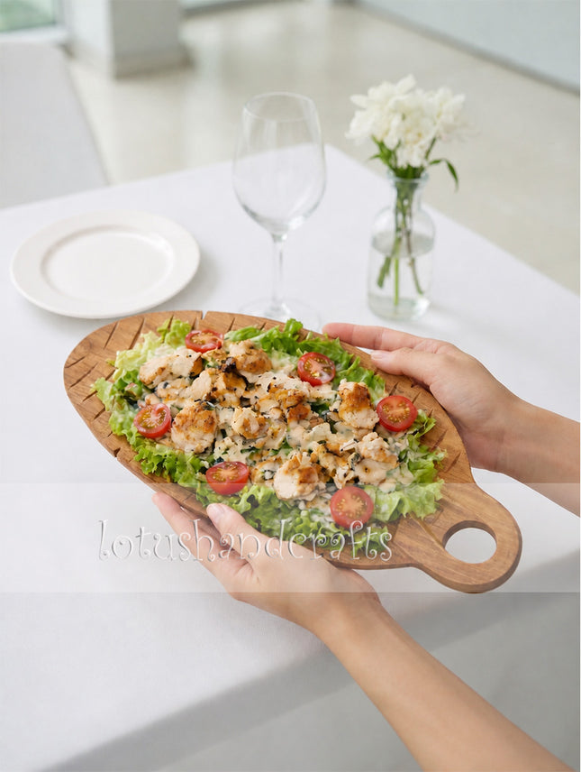 Wood leaf handmade carved texture tray is safe for user health and everyday use.