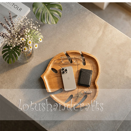 Redwood Monstera shaped serving tray adds a natural and decorative touch to your kitchen space.