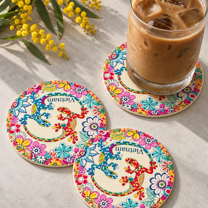 Admire the intricate details of the two gracefully curved salamanders, decorated with colourful scales, delicate patterns and contrasting outlines. 